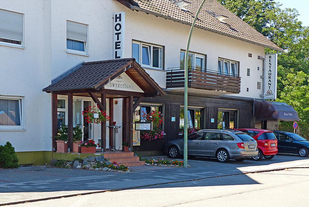 Donnici Im Schwyzerhusli Hotel Viernheim Luaran gambar