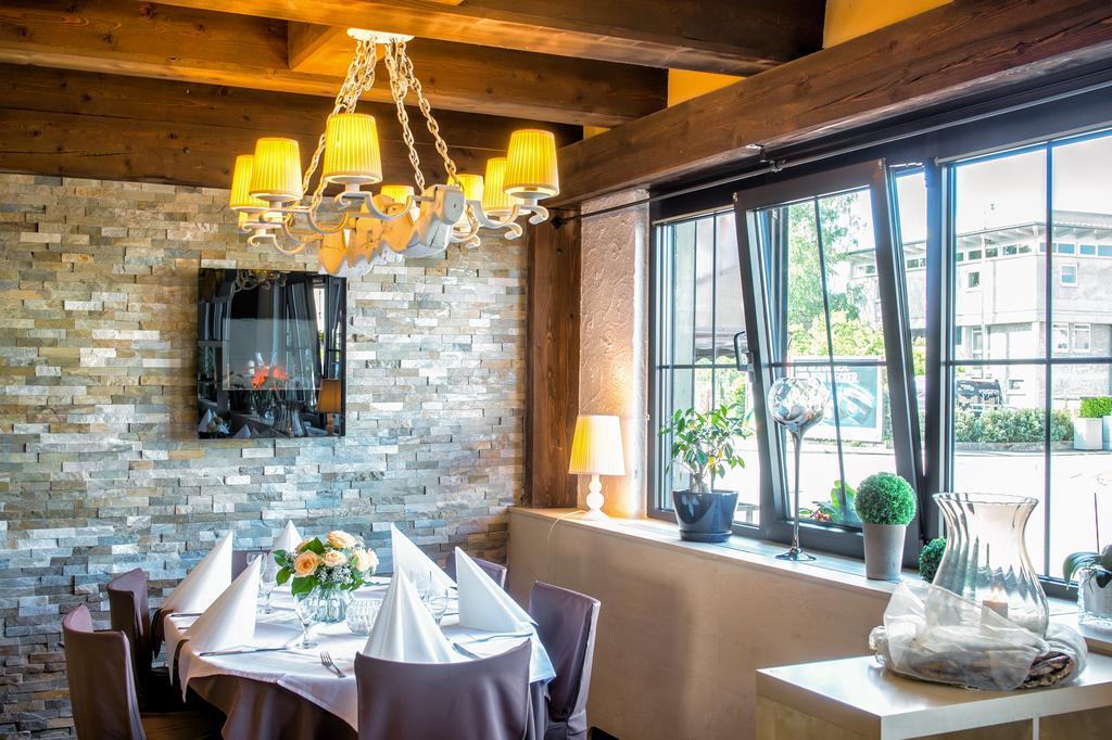 Hotel-Restaurant Schwyzerhuesli Viernheim Luaran gambar